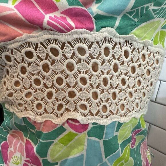 Lilly Pulitzer Floral Mosaic Crochet Cutout White Label Halter Top Eyelet Size 2 - Picture 7 of 7